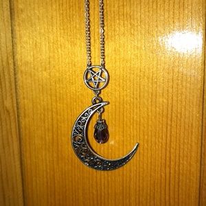 Long necklace!!
